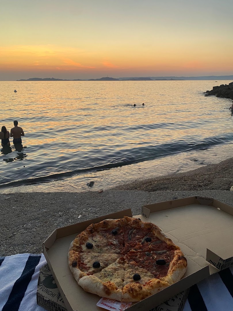 Le Camion A Pizza Feux De Bois · Photos 3